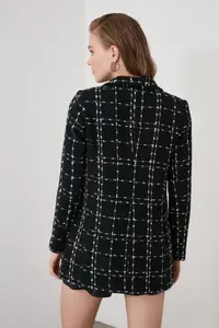 TRENDYOLMİLLA Black Tweed Regular Weaving Plaid Blazer Jacket - Image 11