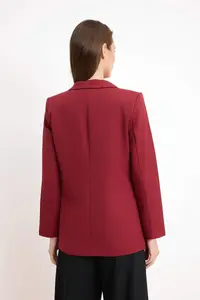TRENDYOLMİLLA Burgundy Regular Lined Double breasted Kapama Weaving Blazer Jacket - Image 4