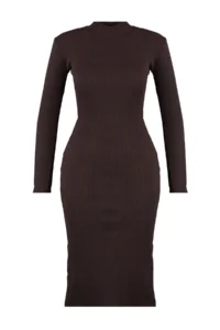 TRENDYOLMİLLA Brown Fitted Slit Crew Neck Midi Ribbed Flexible Knitting Dress - Image 8