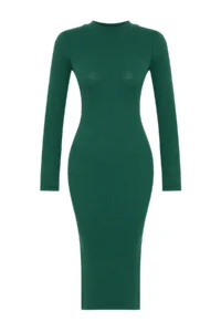 TRENDYOLMİLLA Emerald Green Fitted Slit Crew Neck Midi Ribbed Flexible Knitting Dress - Image 6