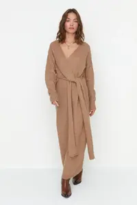 TRENDYOLMİLLA Camel Soft textured Midi Knitwear Double breasted Collar Binding Detailed Dress - Image 3