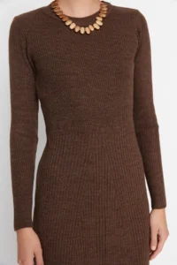 TRENDYOLMİLLA Brown Midi Knitwear Crew Neck Dress - Image 4
