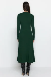 TRENDYOLMİLLA Emerald Green Midi Knitwear Crew Neck Dress - Image 5