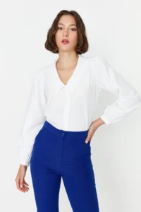 TRENDYOLMİLLA White Collar Embroidered Embroidery Detailed Regular Normal Pattern Cotton Weaving Shirt - Image 4