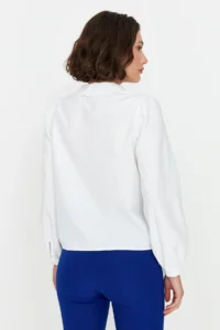 TRENDYOLMİLLA White Collar Embroidered Embroidery Detailed Regular Normal Pattern Cotton Weaving Shirt - Image 7