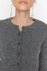 TRENDYOLMİLLA Anthracite Crop Soft textured 2 Sets Blouse-Cardigan Knitwear Set - Image 4