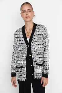 TRENDYOLMİLLA Black Wide Pattern Tweed Look Silvery Knitwear Cardigan