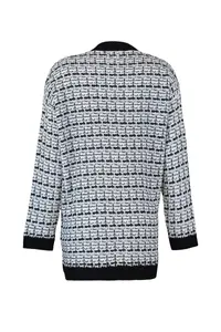 TRENDYOLMİLLA Black Wide Pattern Tweed Look Silvery Knitwear Cardigan - Image 6