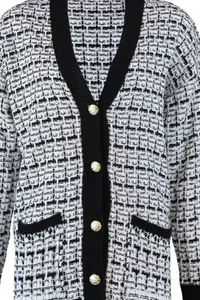 TRENDYOLMİLLA Black Wide Pattern Tweed Look Silvery Knitwear Cardigan - Image 8