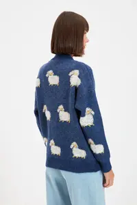 TRENDYOLMİLLA Mavi Soft textured Lamb Patterned Knitwear Cardigan - Image 5