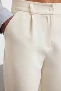 TRENDYOLMİLLA Ecru High Waist Wide Leg/Wide Leg Pilili Weaving Dress Pants - Image 4