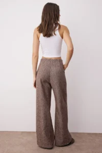 TRENDYOLMİLLA Brown Button Detailed Thick Tufted/Winter Palazzo Pants Weaving Pants - Image 4