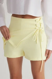 TRENDYOLMiLLA Yellow Baglama and eyelet Detailed Weaving Shorts Skirt - Image 4