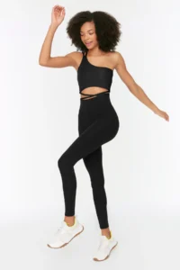 TRENDYOLMİLLA Black Push-Up Full Size Knitting Sports Leggings - Image 2