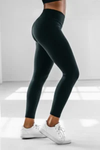 TRENDYOLMİLLA Black Fleece Inside Scuba High Waist Flexible Knitting Leggings - Image 2