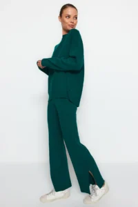 TRENDYOLMİLLA Emerald Green Wide Pattern Knitwear Top and Bottom Set