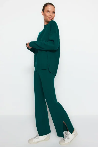 TWOAW22AU0040-GREEN_1