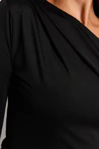 TRENDYOLMİLLA Black Asymmetric Yaka Long Sleeve Flexible Bottom snaps Knitting Bodysuit .D.0080 - Image 7