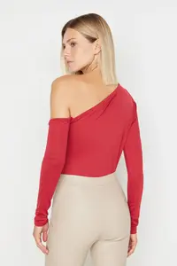 TRENDYOLMİLLA Burgundy Asymmetric Yaka Long Sleeve Flexible Bottom snaps Knitting Bodysuit .D.0080 - Image 6