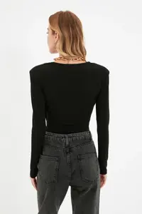 TRENDYOLMİLLA Black padded Drape Detailed Fitted Flexible snaps Knitting Bodysuit .D.0156 - Image 8