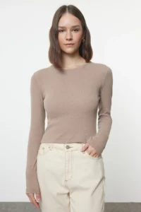 TRENDYOLMİLLA Brown-Beige 2 Sets Package Fitted Crew Neck Ribbed Crop Flexible Knitting Blouse - Image 3