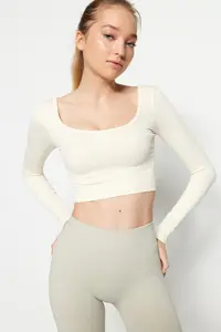 TRENDYOLMİLLA Beige seamless/Seamless Crop Extra Flexible Knitting Sports Top/Blouse - Image 4