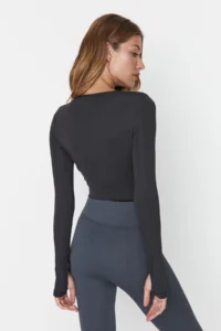 TRENDYOLMİLLA Dark Anthracite Crop Window/Cut Out and Thumb Hole Detailed Knitting Sports Top/Blouse - Image 5