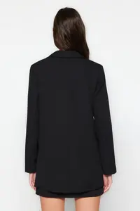TRENDYOLMİLLA Black Oversized Lined buttoned Weaving Blazer Jacket - Image 5
