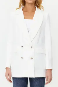 TRENDYOLMİLLA White Oversized Lined buttoned Weaving Blazer Jacket - Image 5