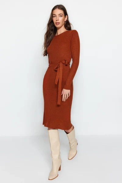 TWOAW22EL0009-BROWN_1