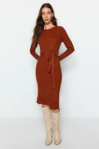 TRENDYOLMİLLA Brick Rejection Midi Knitwear Belt Detailed Dress - Image 5