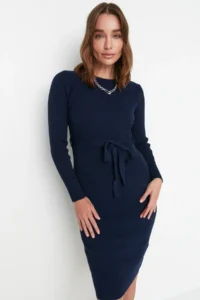 TRENDYOLMİLLA Navy Blue Midi Knitwear Belt Detailed Dress