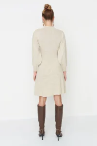 TRENDYOLMİLLA Beige Mini Knitwear Lace Dress - Image 5