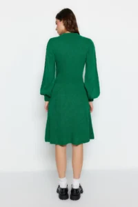 TRENDYOLMİLLA Green Mini Knitwear Lace Dress - Image 10