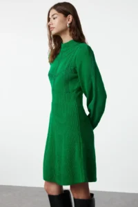 TRENDYOLMİLLA Green Mini Knitwear Lace Dress - Image 2