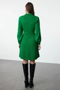 TRENDYOLMİLLA Green Mini Knitwear Lace Dress - Image 5