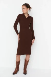 TRENDYOLMİLLA Brown Midi Knitwear Polo Shirt Collar Dress - Image 3