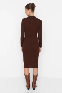 TRENDYOLMİLLA Brown Midi Knitwear Polo Shirt Collar Dress - Image 5