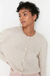 TRENDYOLMİLLA Stone Soft textured Jewelry buttoned Jacket Look Knitwear Cardigan - Image 7