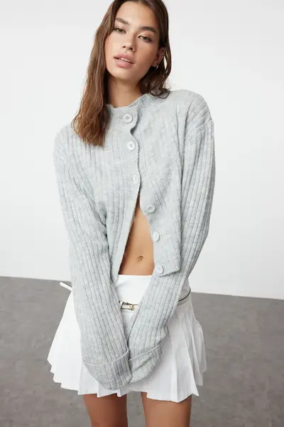 TRENDYOLMİLLA Gray Crop Soft textured Dog collar Knitwear Cardigan
