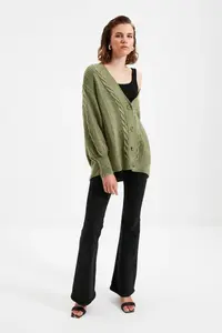 TRENDYOLMİLLA MINT Wide Pattern Knitwear Cardigan - Image 2