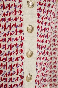 TRENDYOLMİLLA Beige Wide Pattern Knitwear Cardigan - Image 8