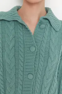 TRENDYOLMİLLA MINT Plated Button Detailed Crop Polo Shirt Collar Knitwear Cardigan - Image 4