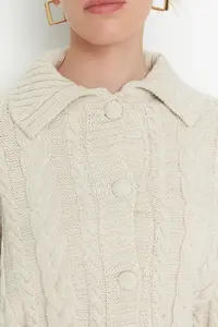 TRENDYOLMİLLA Stone Crop Polo Shirt Collar Knitwear Cardigan - Image 4