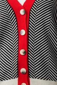 TRENDYOLMİLLA Red Wide Pattern Knitwear Cardigan - Image 3