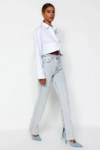 TRENDYOLMİLLA Mavi More Sustainable slit Less Flexible High Waist Flare flared leg jeans - Image 3