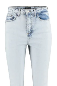 TRENDYOLMİLLA Mavi More Sustainable slit Less Flexible High Waist Flare flared leg jeans - Image 8