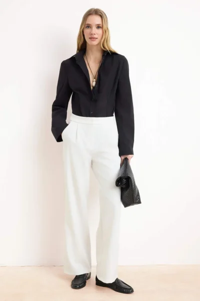 TWOAW22PL0139-WHITE_1