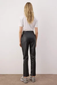 TRENDYOLMİLLA Black Cigarette Weaving Faux Leather New year Pants - Image 4