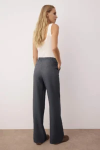 TRENDYOLMİLLA Gray Straight/Plain Kesim Weaving Dress Pants - Image 5